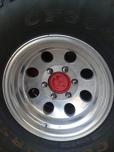 * R15 *Продаю комплект колес на внедорожник. Диски Mickey — 3
