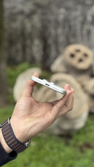 poco 3pro: IPhone 17 Pro Max, Б/у, 512 ГБ, Белый, 100 % — 3