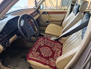 mersedes bens e210: Mercedes-Benz W124: 1992 г., 2 л, Механика, Бензин, Седан — 8