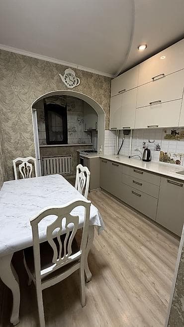 восток: 4 комнаты, 81 м², Элитка, 6 этаж, Евроремонт — 10