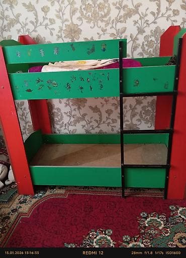 Двухъярусная детская кровать, ЛДСП, цвет - Зеленый