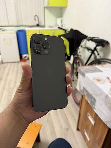 IPhone 14 Pro, Черный, Кабель, 77 %