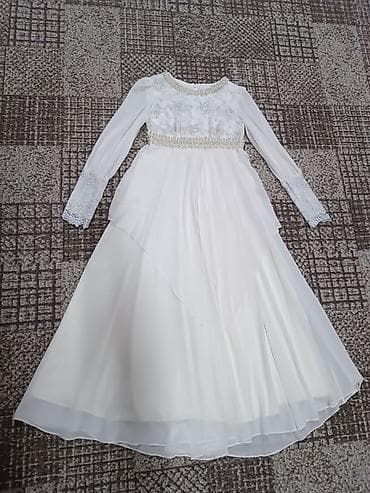 Спецодежда: Много свадебных платьев по низкой цене. Два первых платья с небольшим — 9