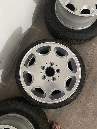 рещетка радиатора: Литые Диски R 15 Mercedes-Benz, Комплект, отверстий - 4, Б/у — 3