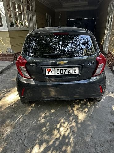bmw e320: Chevrolet Spark: 2017 г., 1 л, Автомат, Бензин, Хэтчбэк — 4