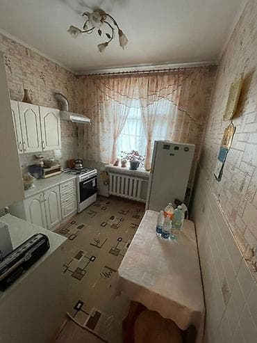 green hills: 2 комнаты, 63 м², Сталинка, 3 этаж, Старый ремонт — 6