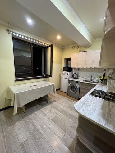 суточные квартира в бишкеке: 1 комната, Бытовая техника, Банные принадлежности, Домофон — 3