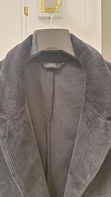 продаю пиджак: Жакет CALLIOPE, размер M. Отличное состояние. Подойдёт на S-M — 3