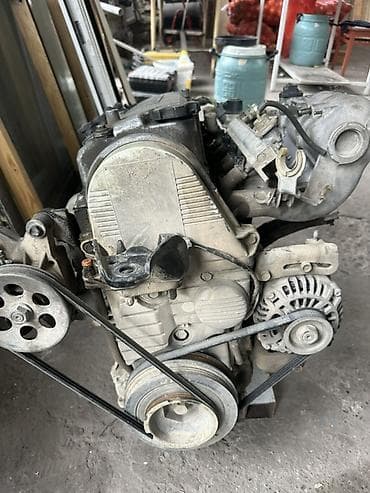 каллектор: Двигатель Honda, рядный 4-цилиндровый, 16 клапанов, распределённый — 2