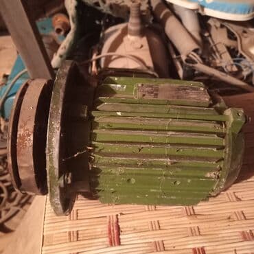 Продаю двигатель трехфазный,со шкифом,рабочий,не разбирался,не at lalafo.kg Продаю двигатель трехфазный,со шкифом,рабочий,не разбирался,не