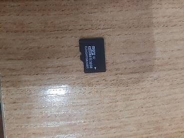 Техника и электроника: Sd card 32Gb, не рабочая, надо отформатировать 

Торг конечно уместен — 1