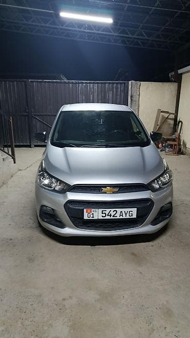 сед: Chevrolet Spark: 2016 г., 1 л, Автомат, Бензин, Хэтчбэк — 1