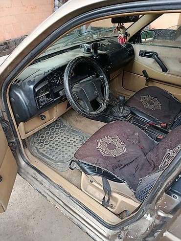 wolkswagen touran: Volkswagen Passat: 1990 г., 1.8 л, Механика, Бензин, Седан — 3