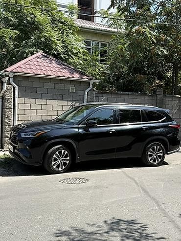 hongqi ehs9: Toyota Highlander: 2022 г., 3.5 л, Автомат, Бензин, Кроссовер — 3