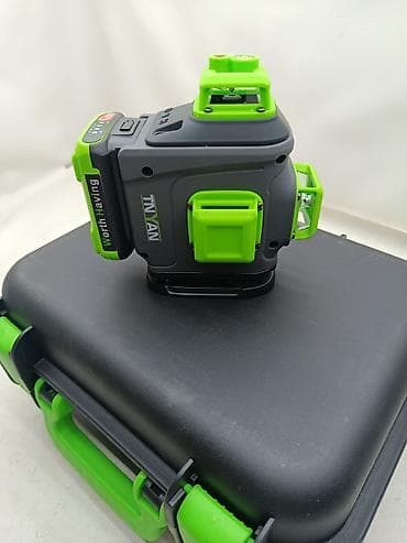third edition solutions: Лазерный уровень 4D (зеленый луч) в комплекте с кейсом и аксессуарами — 2