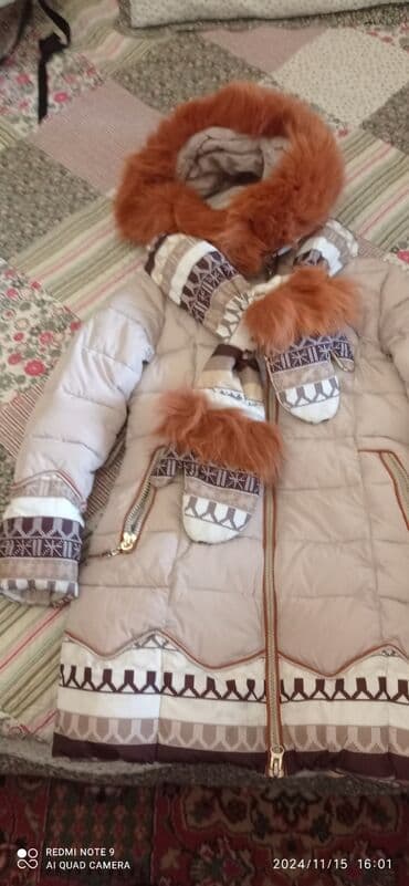 Куртка на девочку Состояни новое