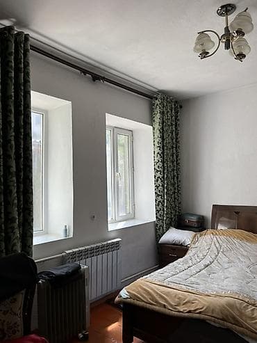 дома в центре: Продаётся дом (полдома) в центре города! Отличное предложение для — 9