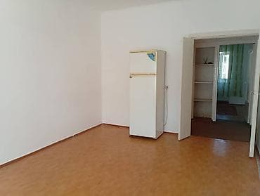 2 комнаты, 49 м², 105 серия, 2 этаж, Косметический ремонт — 3