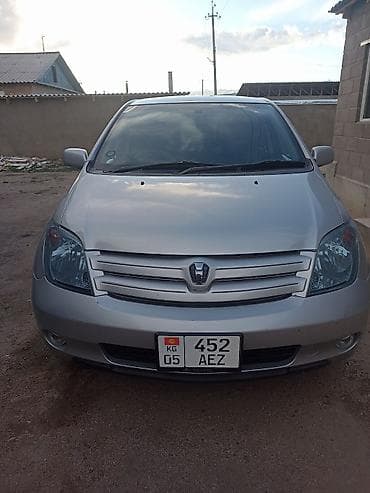 дэу матиз 1: Toyota Ist: 2004 г., 1.5 л, Автомат, Бензин, Хетчбек — 1