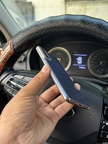 galaxy note 8: Samsung Galaxy S21, Б/у, 256 ГБ, цвет - Фиолетовый, 1 SIM — 6