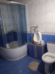 квартира чолпон: 1 бөлмө, Душ кабинасы, Жаздык, жууркан-төшөк каптары, Унаа токтотуучу жай — 7