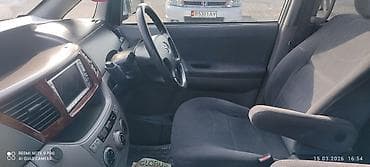 вокси ноах: Toyota Noah: 2003 г., 2 л, Автомат, Бензин, Минивэн — 9