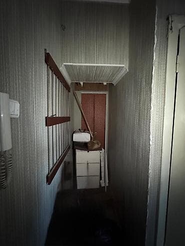7 мкр: 1 комната, 35 м², 106 серия, 7 этаж, Косметический ремонт — 8