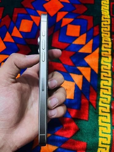 iphone 13 pro max сколько стоит: IPhone 15 Pro Max,серебристый цвет (Silver) - Экран 6.1", OLED Super — 3