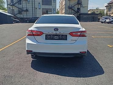 camry 5: Toyota Camry: 2018 г., 2.5 л, Автомат, Гибрид, Седан — 4