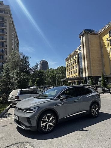 Volkswagen ID.4: 2022 г., 5.5 л, Автомат, Электромобиль, Кроссовер — 1