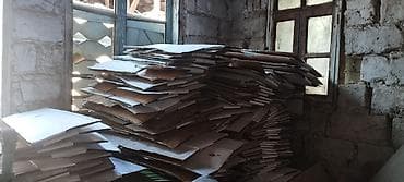 Ппродаю коробки Кг за 15 сомов - Материал: прочный трехслойный — 1