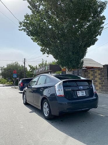 tesla pi: Toyota Prius: 2011 г., 1.8 л, Автомат, Гибрид, Хэтчбэк — 1