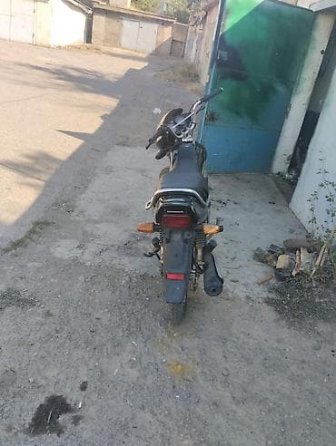 Мотоцикл Honda (компактный дорожный класс) - Цвет: черный с — 2