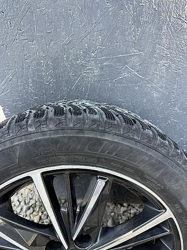 tir: Комплект зимних колес на дисках KIA - Шины: Michelin (шипованные) — 1