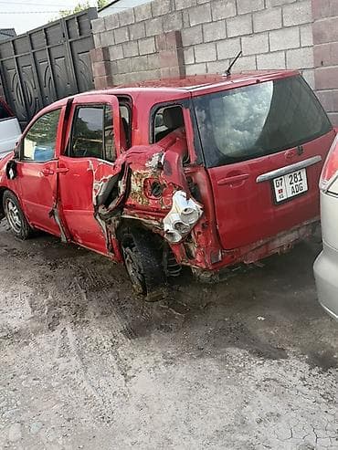 чехлы на ист: Toyota Raum: 2004 г., 1.5 л, Автомат, Бензин, Минивэн — 4