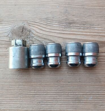 дом на кол: Продаю оригинальные секретные гайки болты фирмы mc gard. На 19 — 2