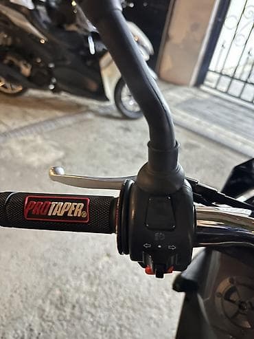 скутер мах: Продаётся мопед Maxi 150 куб. 🛵 Покупали недавно, состояние хорошее — 7