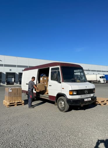 купить грузовой автомобиль с манипулятором бу: Mercedes-Benz T1: 1988 г., 4 л, Механика, Дизель, Фургон — 2