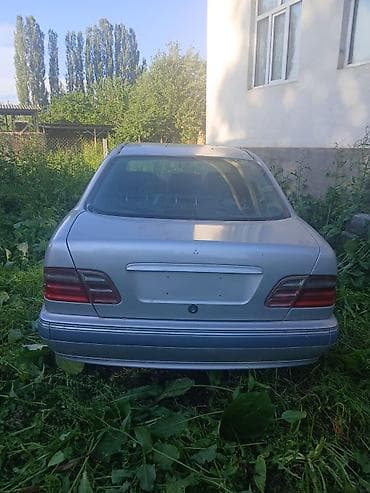 e53 4 8: Mercedes-Benz E-Class: 2000 г., 2.2 л, Механика, Дизель, Седан — 3