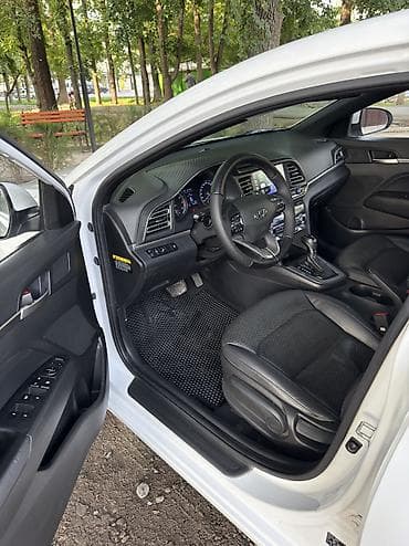 в рассрочкк: Hyundai Avante: 2019 г., 1.6 л, Вариатор, Бензин, Седан — 7