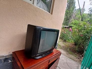 Техника жана электроника: Телевизор JVC (кинескопный, серия AV) с диагональю около 21"–25" и — 2