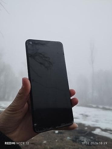 длиная: Redmi, Redmi Note 9, Б/у, 128 ГБ, цвет - Черный, 2 SIM — 1