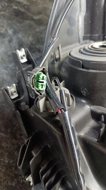 огнетушитель для авто: Передняя левая фара Subaru Новый, Аналог — 9