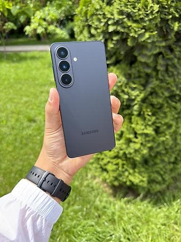 galaxy 10: Samsung Galaxy S25, Новый, 256 ГБ, цвет - Черный, В рассрочку, 1 SIM, eSIM — 2
