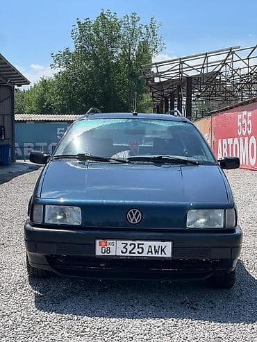 Volkswagen Passat Variant: 1993 г., 1.8 л, Универсал