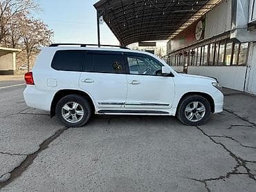 Toyota Land Cruiser: 2008 г., 5.7 л, Газ, Внедорожник