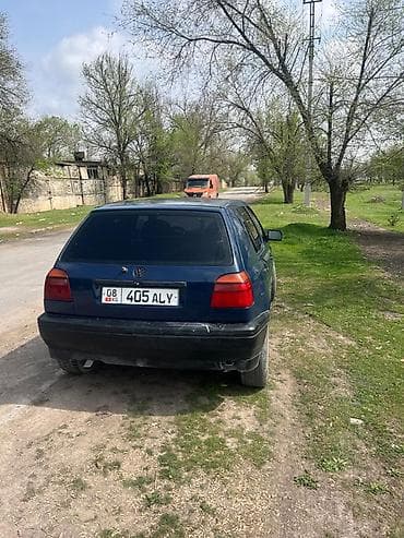 электро авто бишкек: Volkswagen Golf: 1996 г., 1.6 л, Кол менен иштөөчү, Бензин, Хетчбек — 4