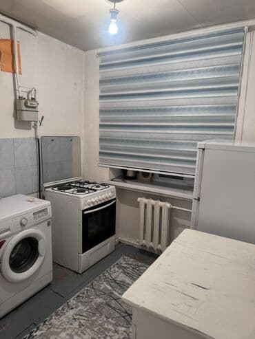 сниму в аренду дом: СРОЧНО СДАЕТСЯ 1комнатная квартира в центре.(Советская/Скрябина) Есть — 2