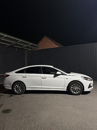 byd e2 2023: Hyundai Sonata: 2021 г., 2 л, Автомат, Бензин, Седан — 3