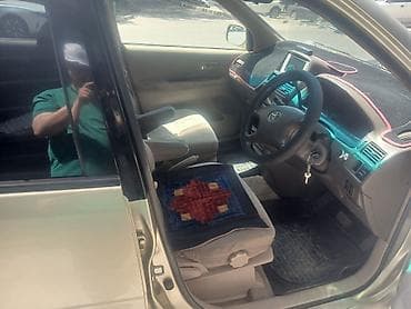 ипсум авто: Toyota Ipsum: 1999 г., Автомат, Бензин, Минивэн — 10
